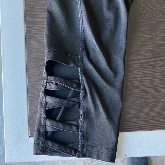 Cropped black leggings - Picture 2 of 4